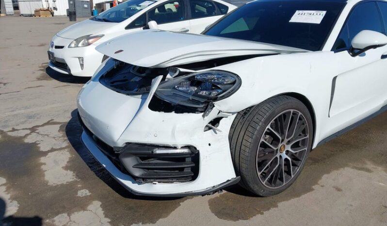 
								2022 Porsche Panamera full									