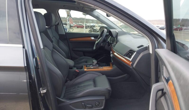 
								2023 Audi Q5 full									
