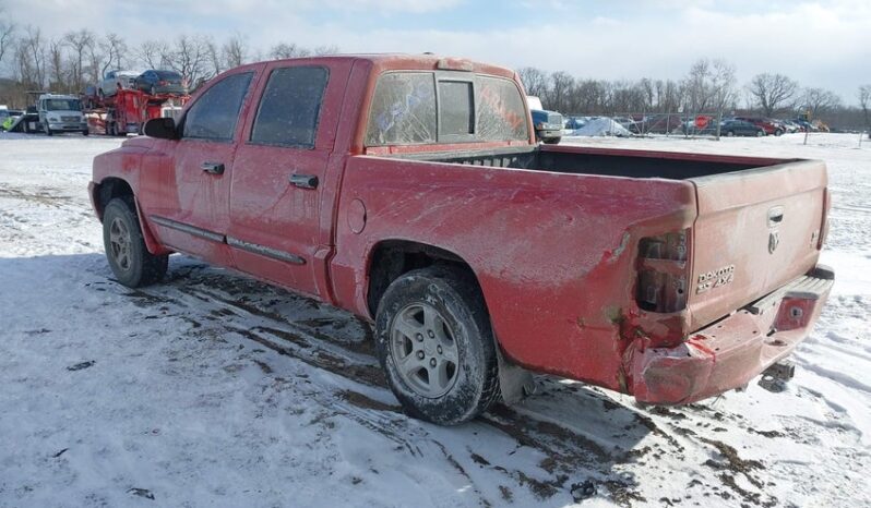 
								2007 Dodge Dakota full									