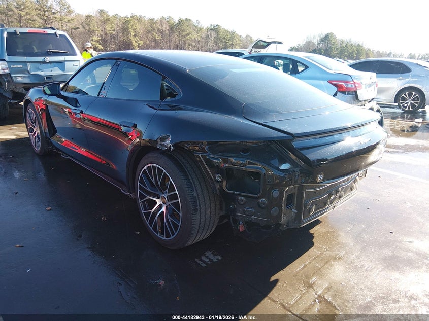2022 Porsche Taycan