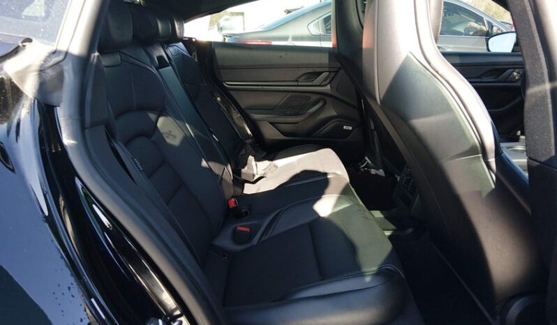 
								2022 Porsche Taycan full									