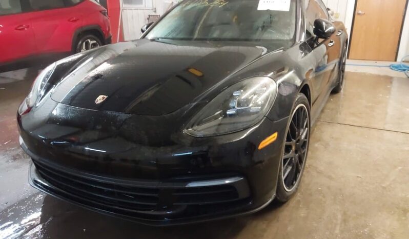 
								2018 Porsche Panamera full									