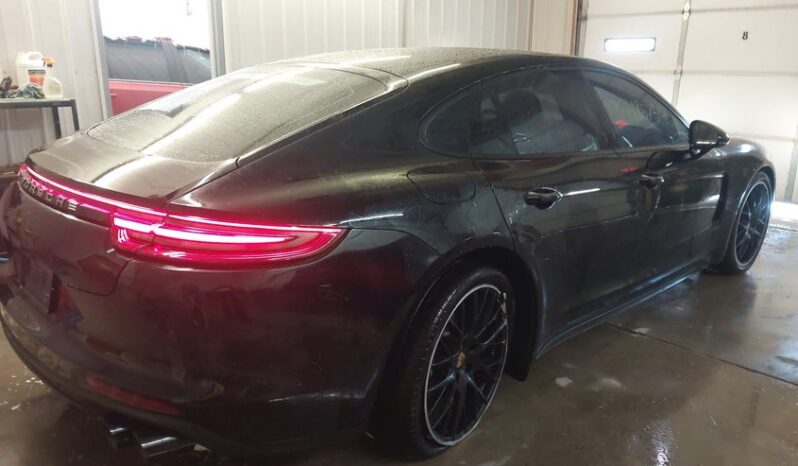 
								2018 Porsche Panamera full									