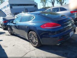 
										2015 Porsche Panamera full									