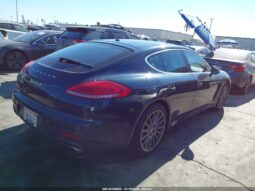 
										2015 Porsche Panamera full									