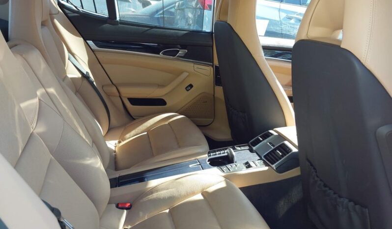 
								2015 Porsche Panamera full									