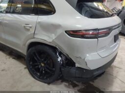 
										2022 Porsche Cayenne full									