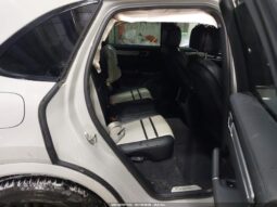 
										2022 Porsche Cayenne full									