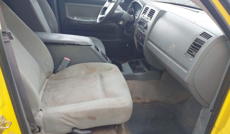 
								2006 Dodge Dakota full									