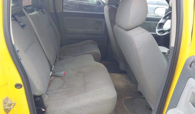 
								2006 Dodge Dakota full									