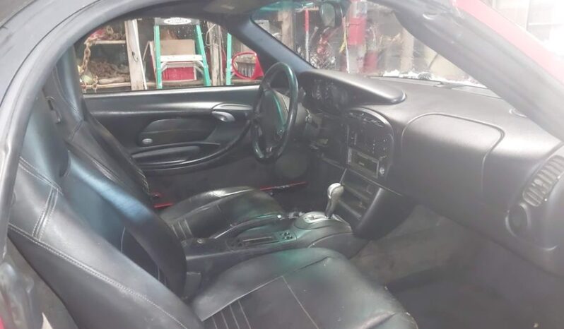 
								2000 Porsche Boxster full									