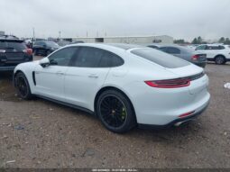 
										2018 Porsche Panamera full									