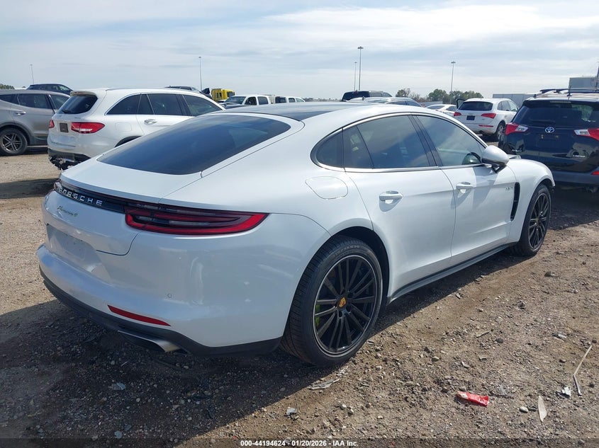 2018 Porsche Panamera