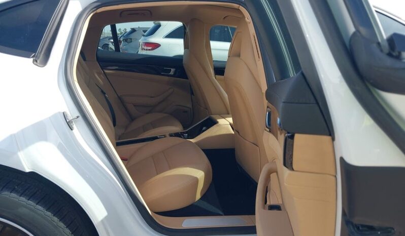 
								2018 Porsche Panamera full									