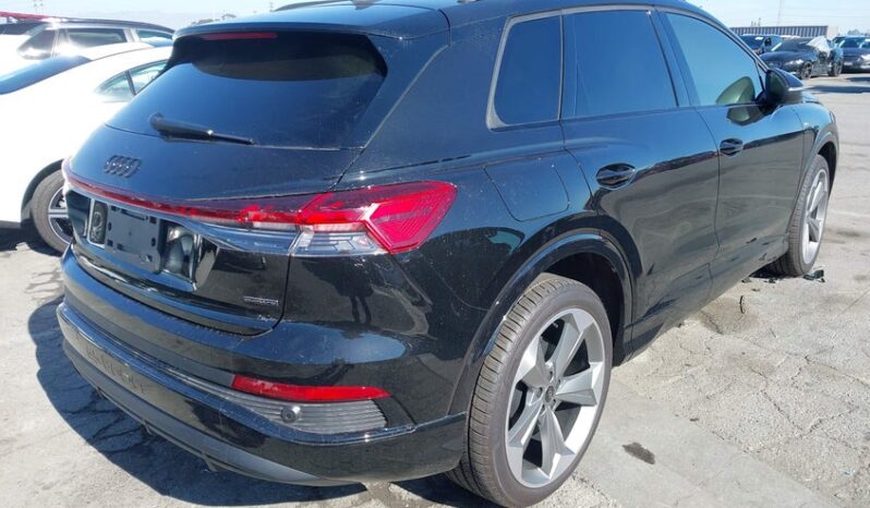 
								2025 Audi Q4 e-tron full									