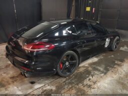 
										2015 Porsche Panamera full									