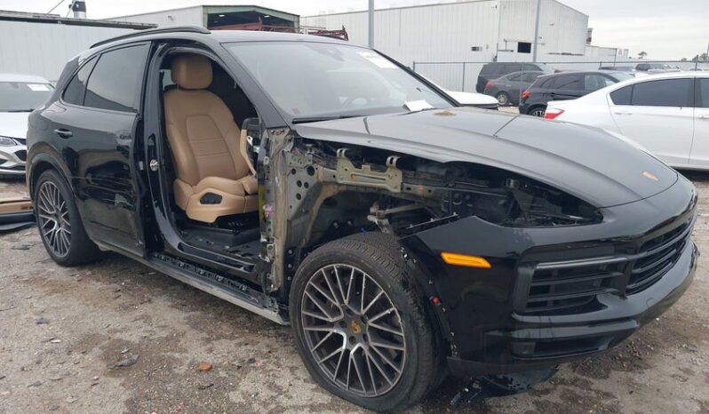 
								2022 Porsche Cayenne full									