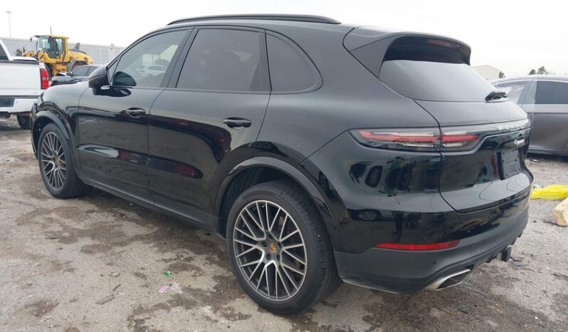 
								2022 Porsche Cayenne full									