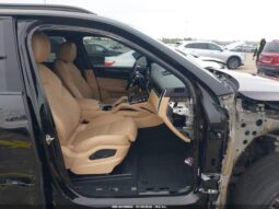 
										2022 Porsche Cayenne full									