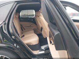 
										2022 Porsche Cayenne full									
