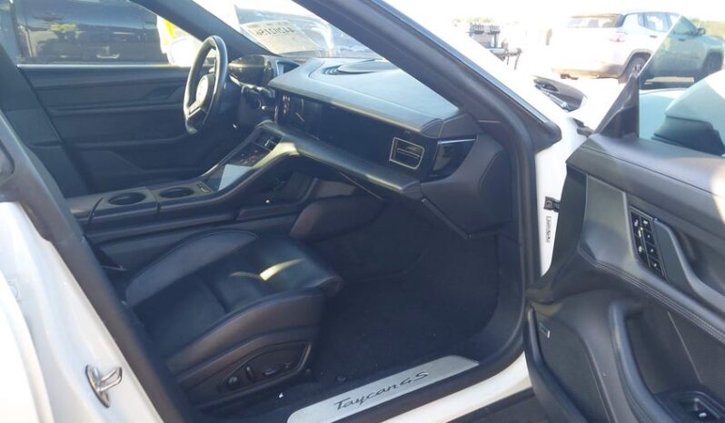 
								2020 Porsche Taycan full									