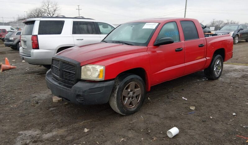 
								2005 Dodge Dakota full									