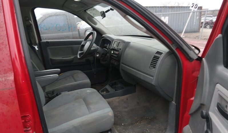 
								2005 Dodge Dakota full									