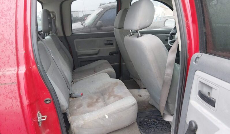 
								2005 Dodge Dakota full									