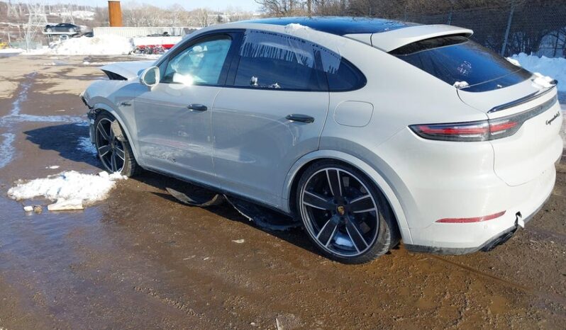 
								2021 Porsche Cayenne full									