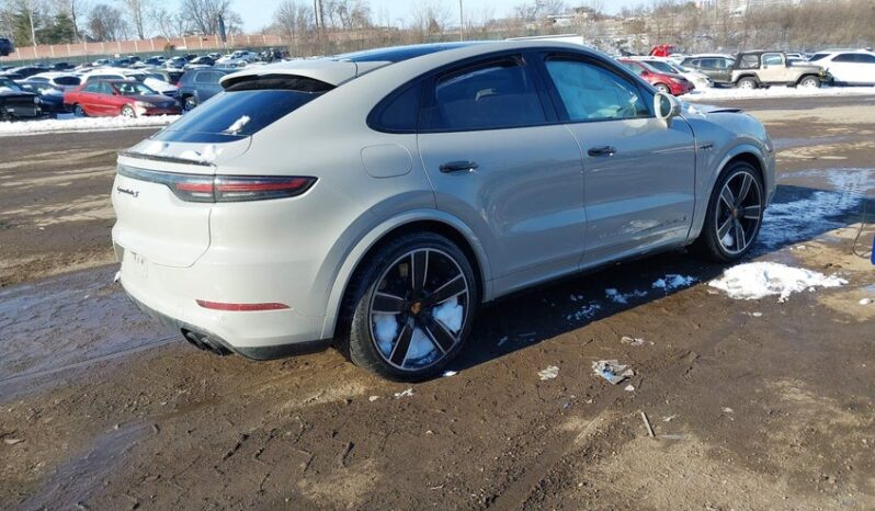 
								2021 Porsche Cayenne full									