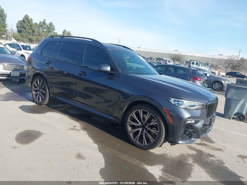 2020 BMW X7