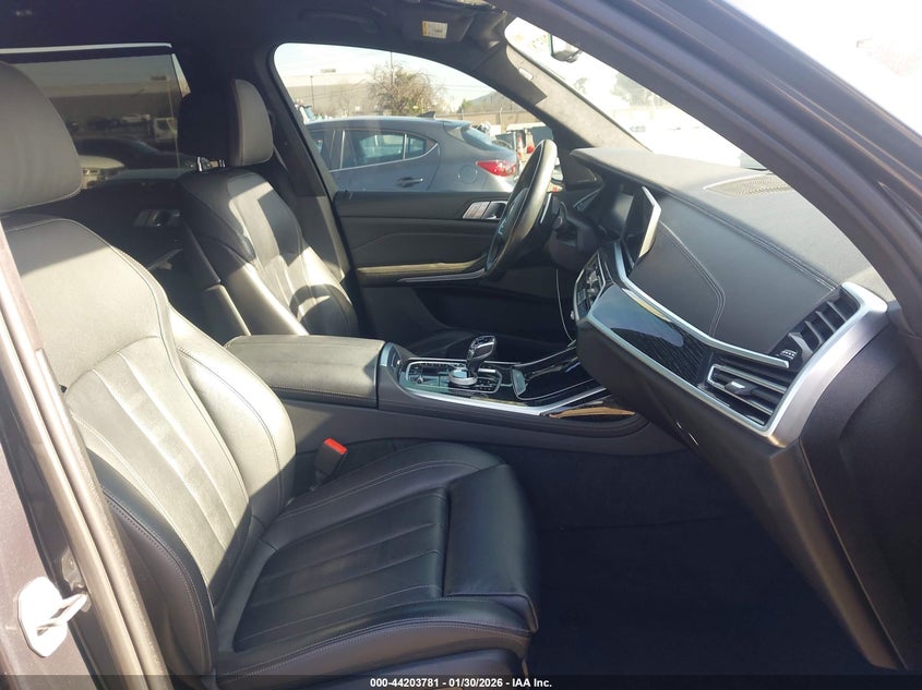 2020 BMW X7