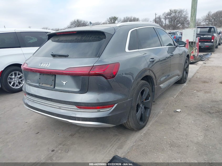 2019 Audi E-tron