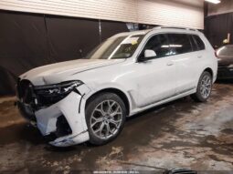 
										2020 BMW X7 full									