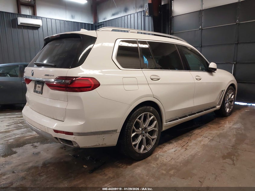 2020 BMW X7