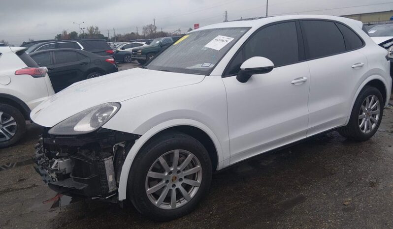 
								2022 Porsche Cayenne full									