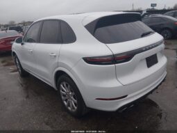 
										2022 Porsche Cayenne full									