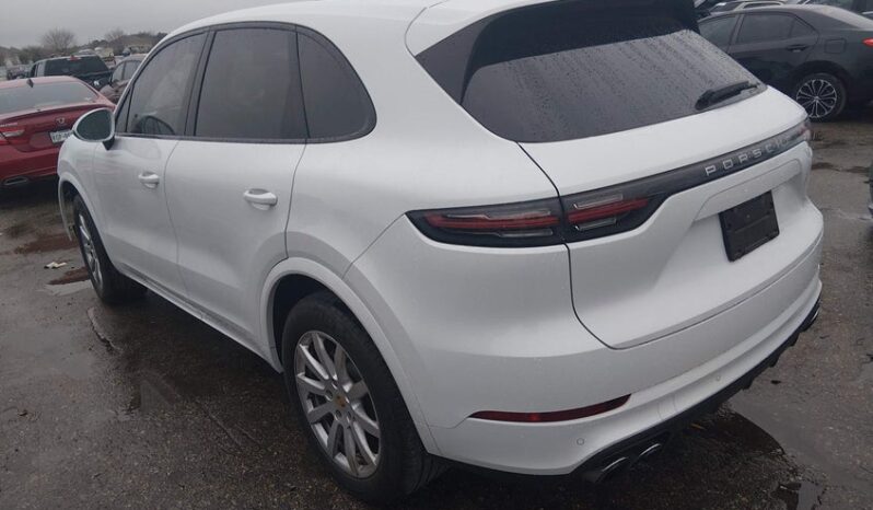 
								2022 Porsche Cayenne full									