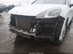 
										2022 Porsche Cayenne full									