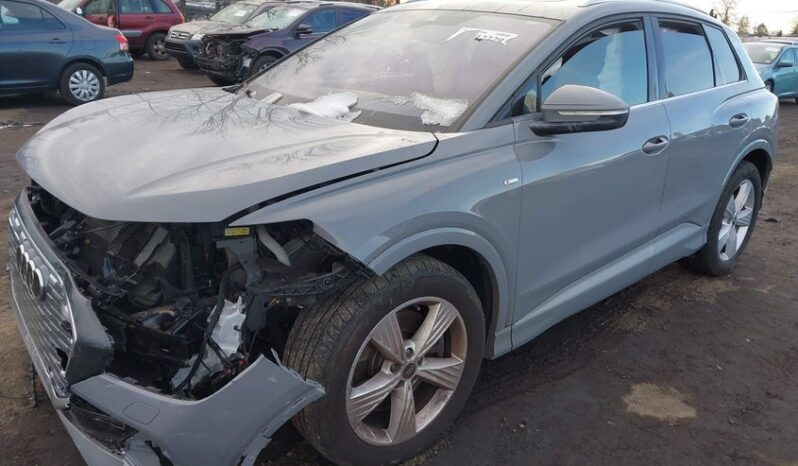 
								2024 Audi Q4 e-tron full									