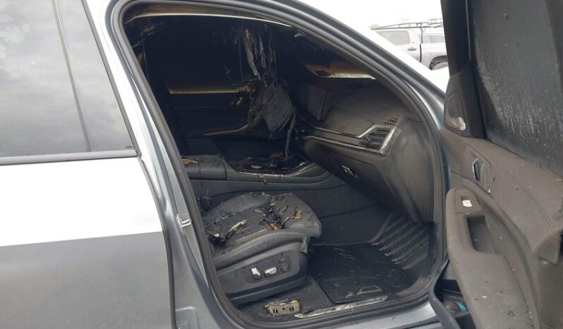 
								2024 BMW X7 full									