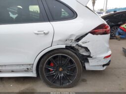
										2016 Porsche Cayenne full									