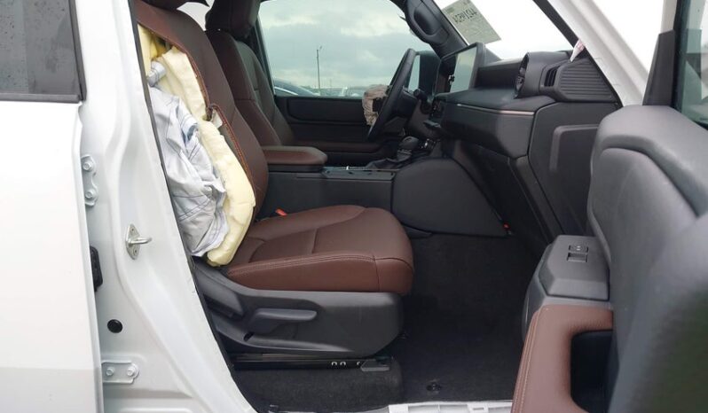 
								2025 Toyota Land cruiser full									