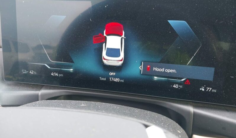 
								2024 BMW I4 full									