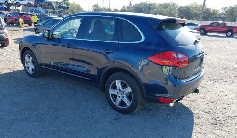 
								2013 Porsche Cayenne full									