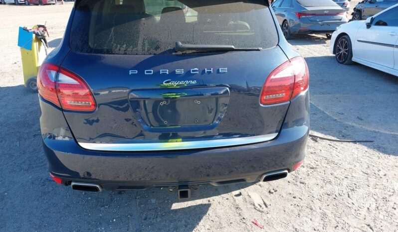 
								2013 Porsche Cayenne full									
