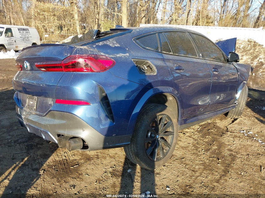 2022 BMW X6