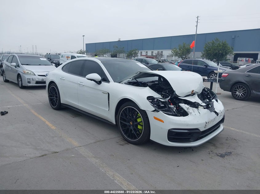 2022 Porsche Panamera