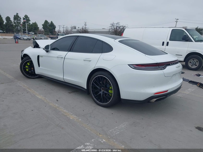 2022 Porsche Panamera