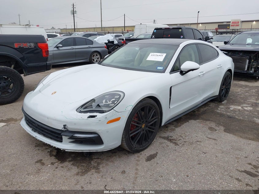 2018 Porsche Panamera